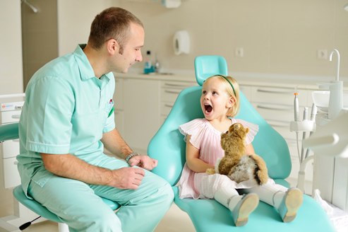 Детская стоматология. С чего начать заботу о детских зубах