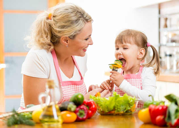 Детское питание - чем лучше кормить детей